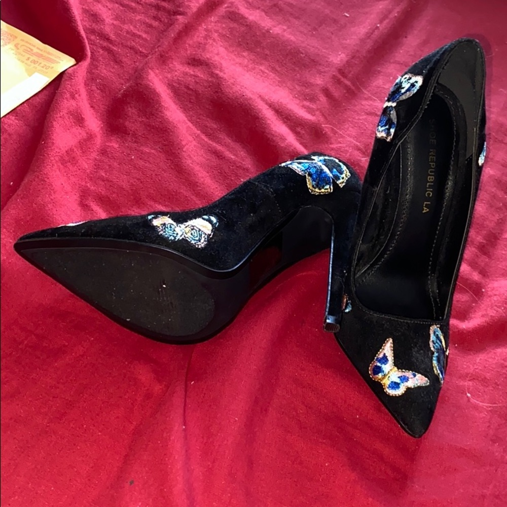 heels (only worn once)